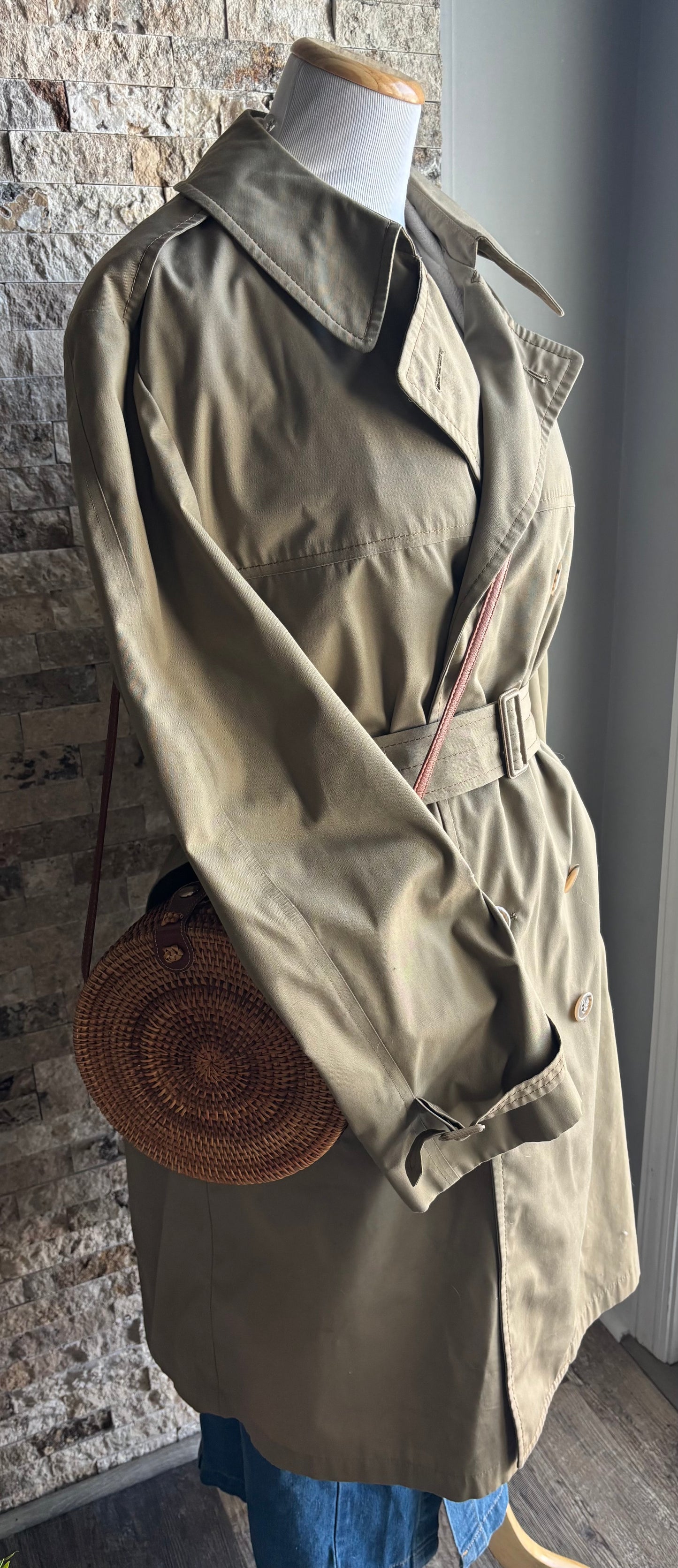 Vintage London Fog Ladies Trench Coat 10