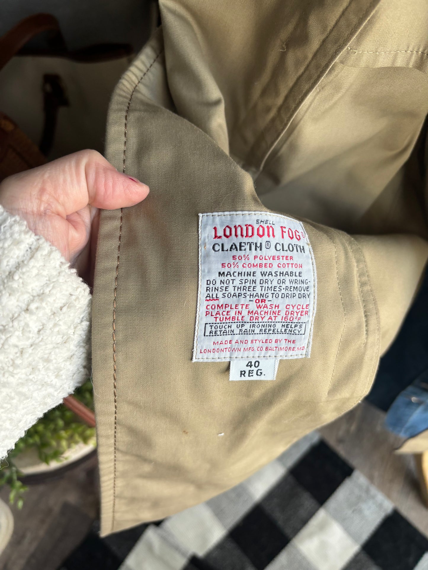Vintage London Fog Ladies Trench Coat 10