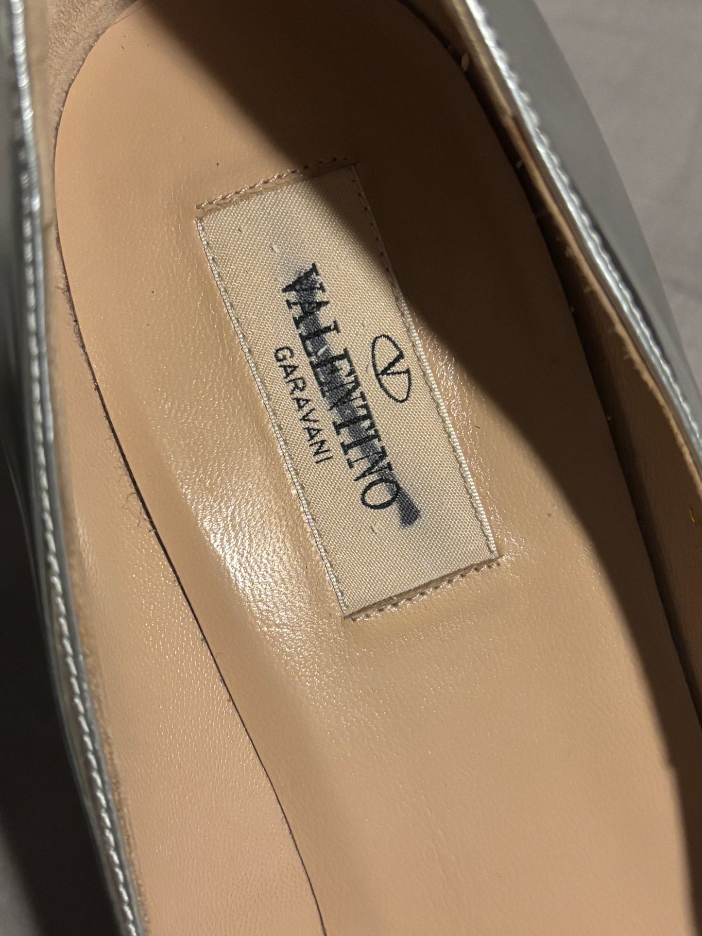 Valentino Made In Italy Authentic Silver Chunk Heels 7