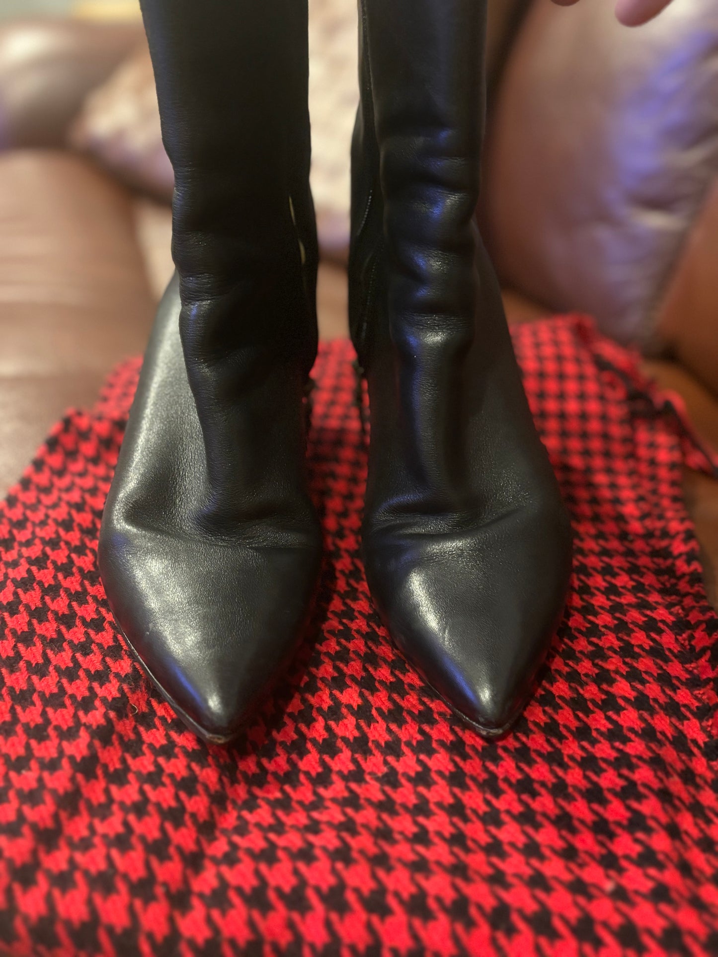 Genuine Leather Via Spiga Shoe Booties w Heel 8.5