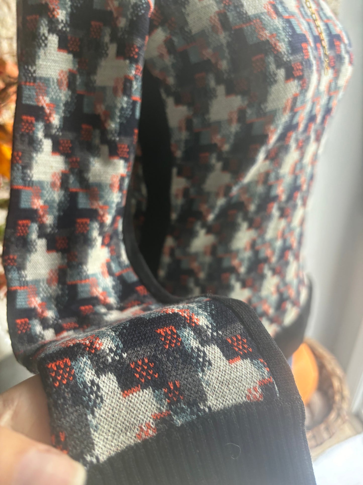Geometric Design Sweater Small