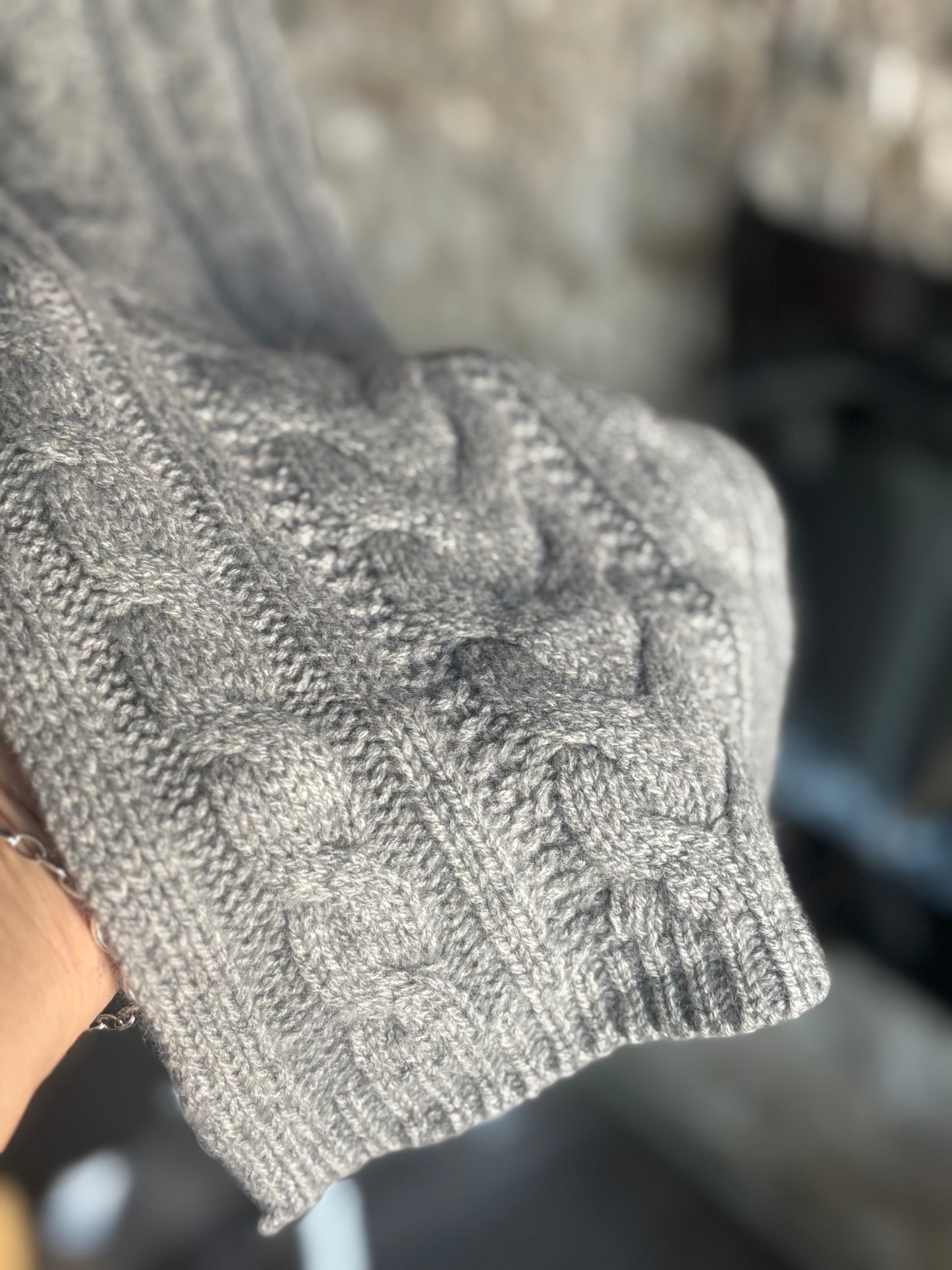 Cashmere Cable Knit Scarf