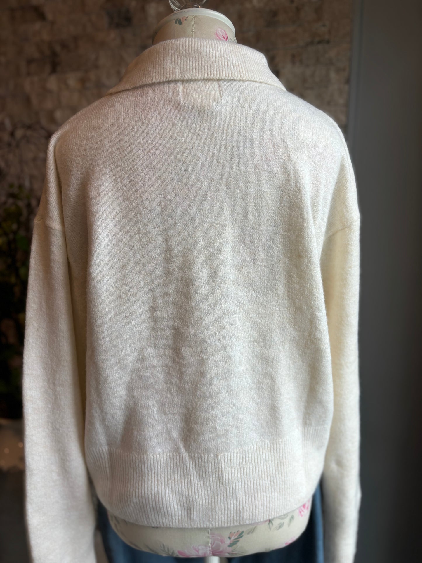 Delicate Ivory & Pearl collar sweater/ medium