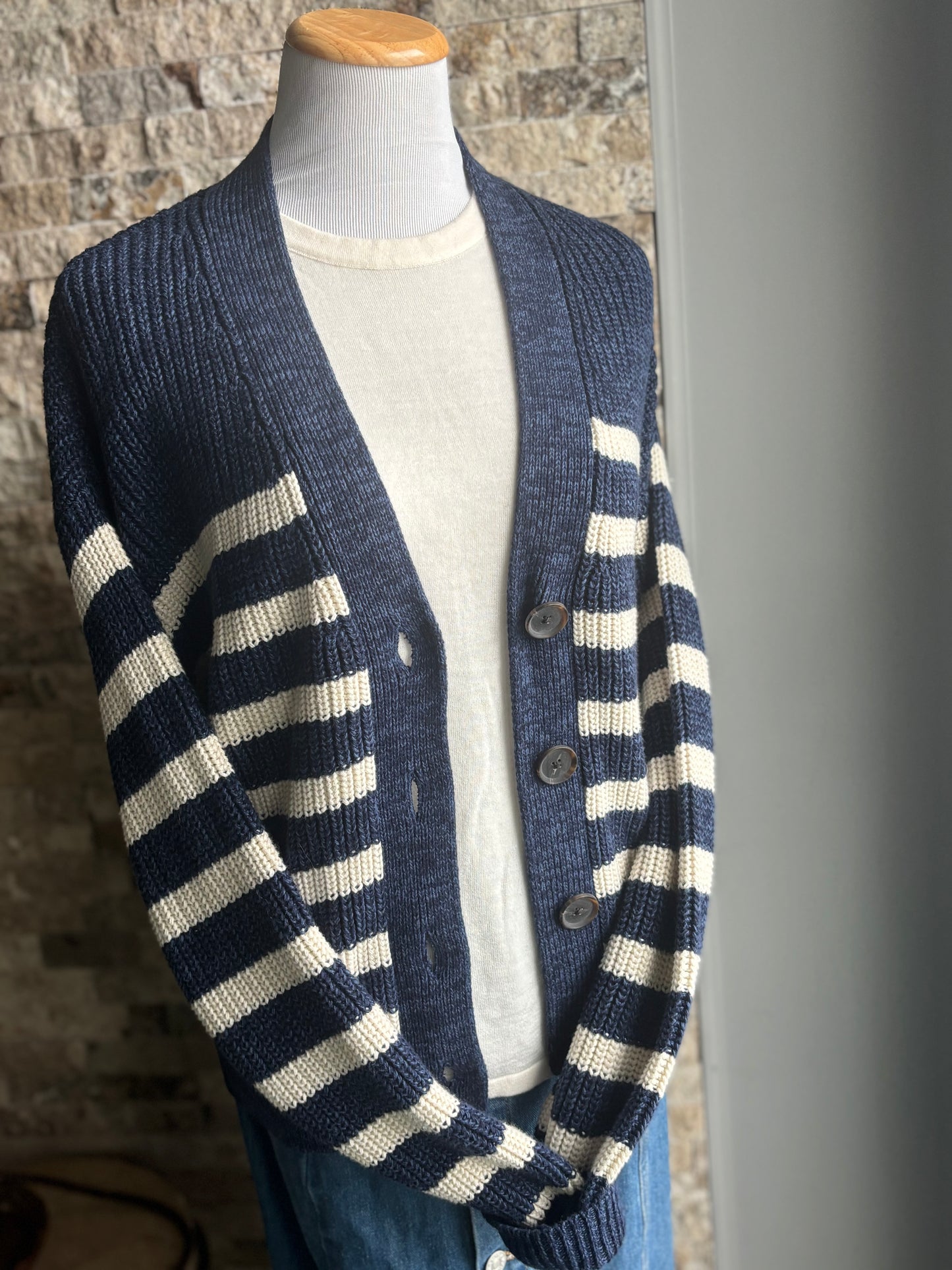 The Gap Shaker Stitch Cardigan Medium NWT