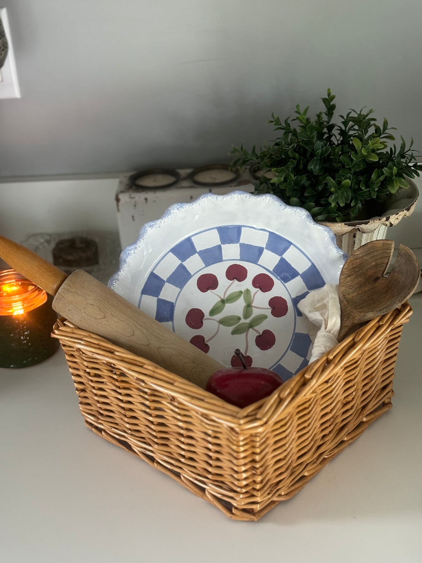 Sweet Cherry Pie Plate