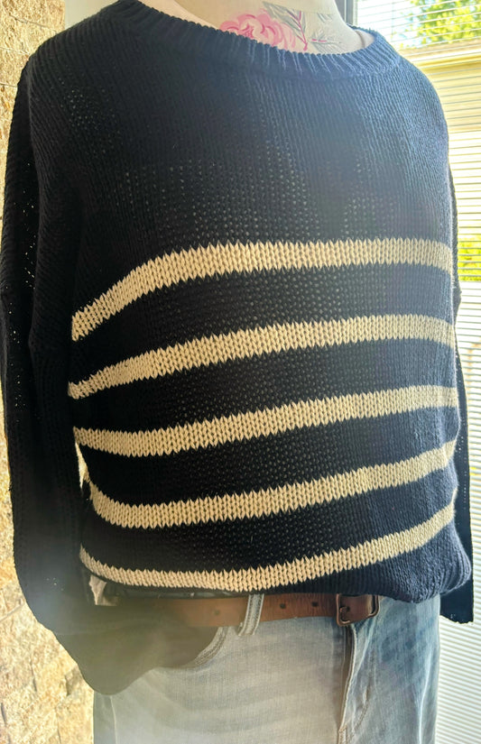 Vintage Harper navy and cream sweater Size Medium