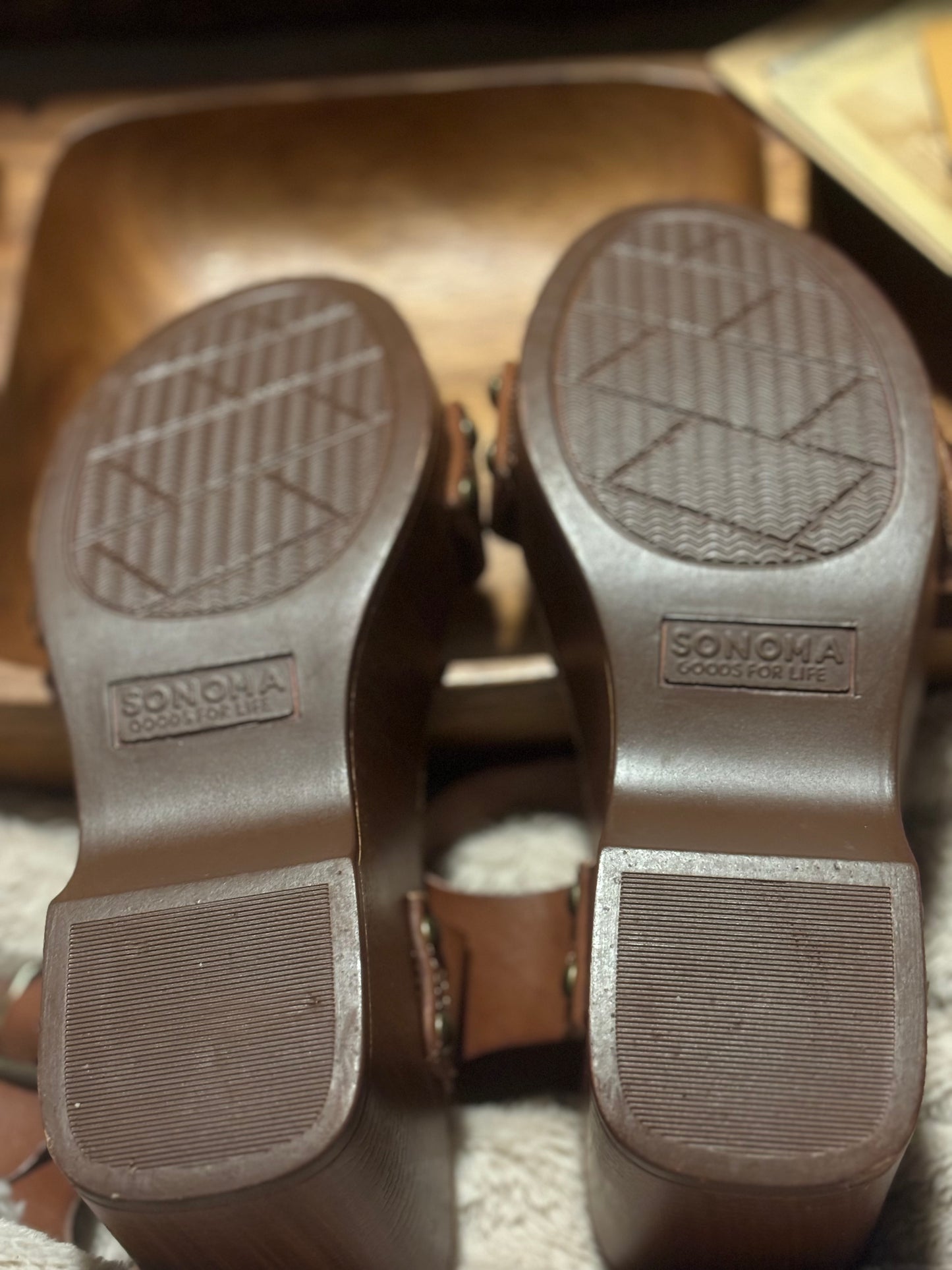 Sonoma Clog Sandals with Ortholite Eco Inner Soles/ Size 6.5