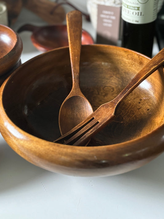 Vintage Salad Bowl Set