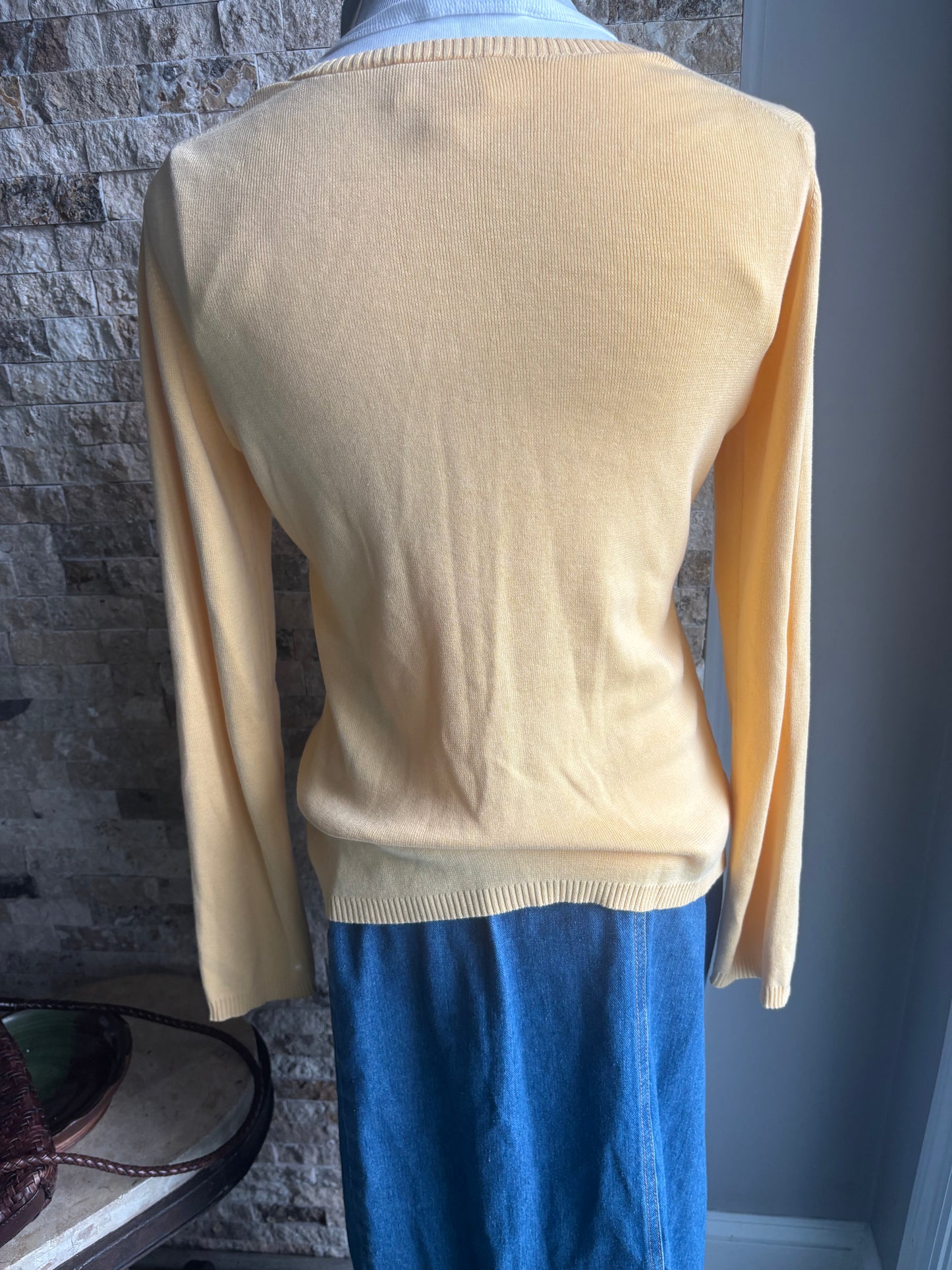 Butter Yellow V-neck Sweater Small