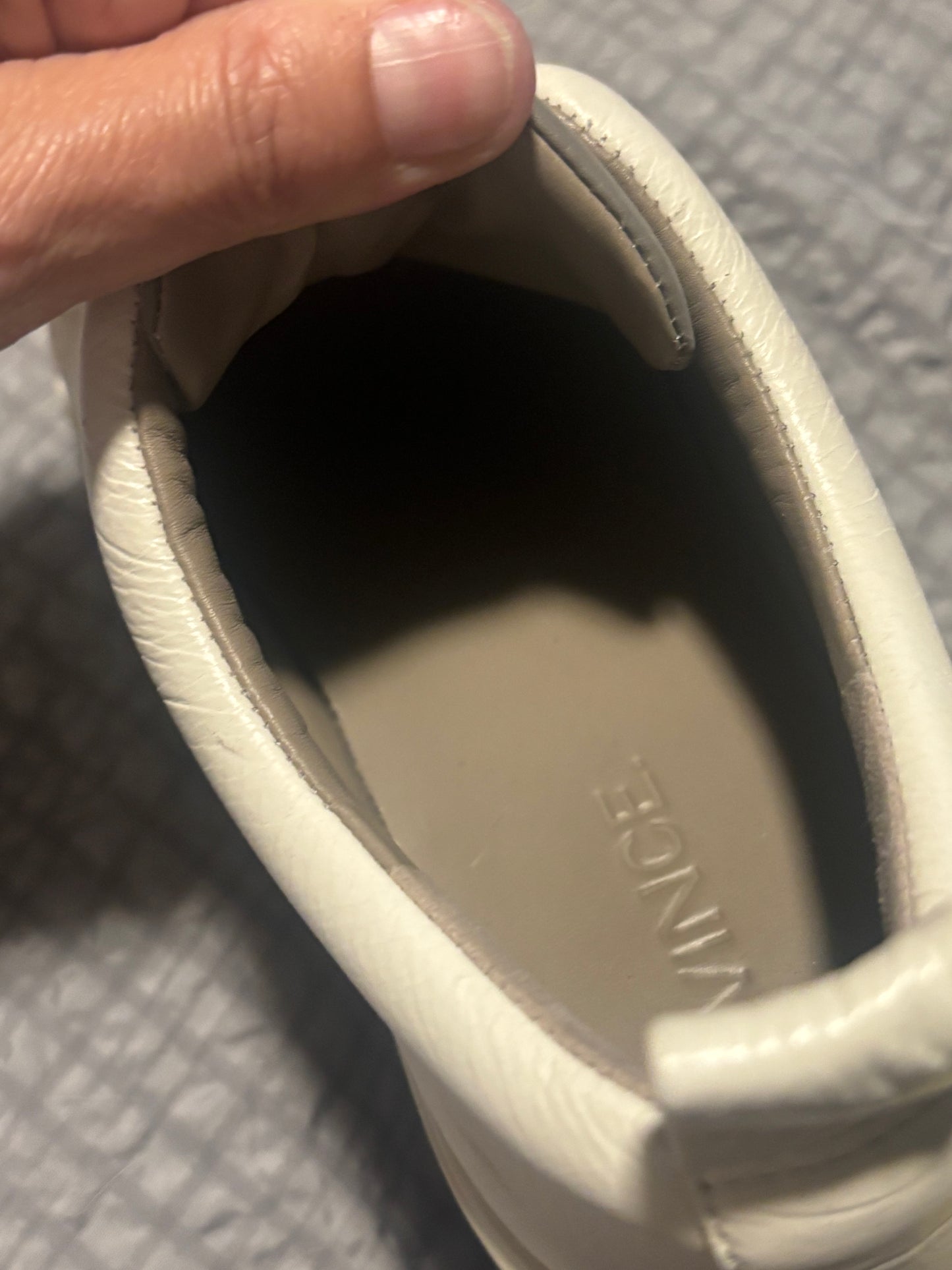 Vince Leather Sneakers/ 6.5