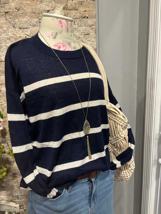 Vintage Gap Navy striped crewneck sweater/ large